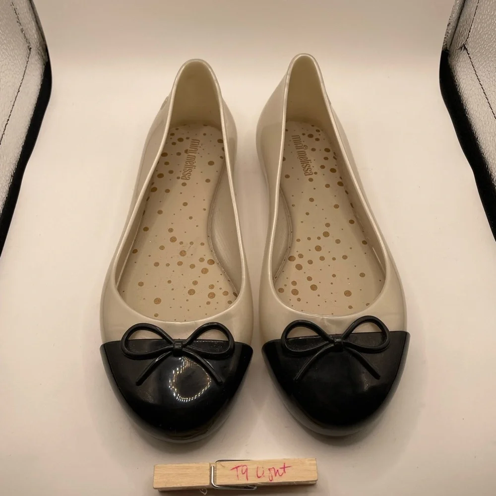 Mini Melissa Vegan Black and Cream now Flats size 3 girls
